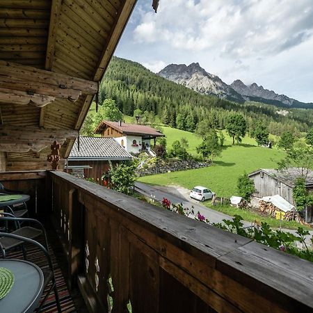 Cozy Feel Good Holiday Apartment In Leogang Exteriör bild