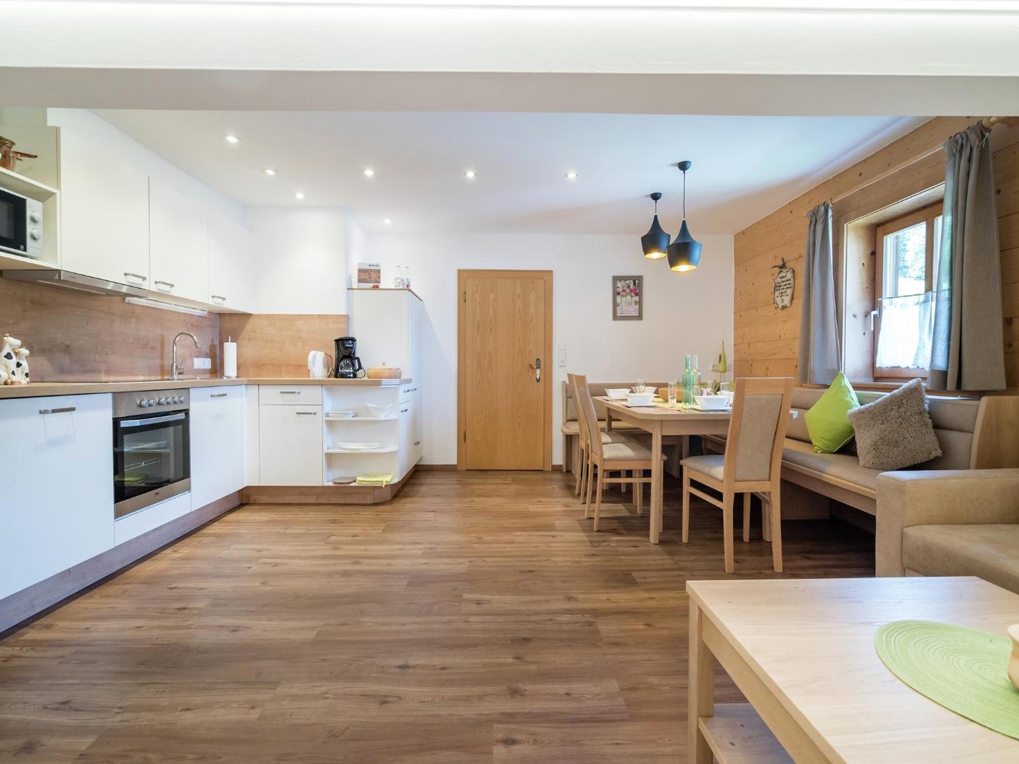 Cozy Feel Good Holiday Apartment In Leogang Exteriör bild