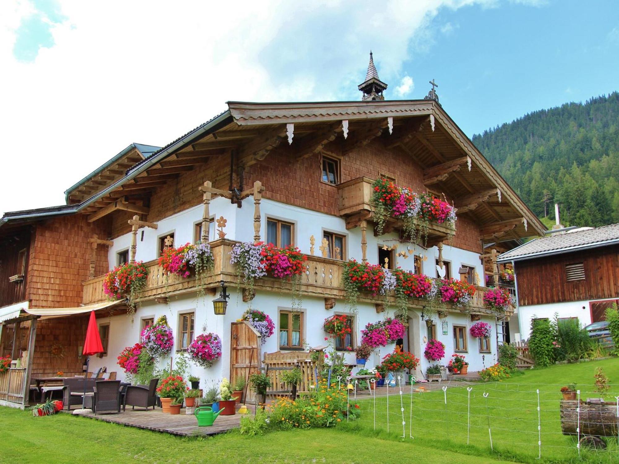 Cozy Feel Good Holiday Apartment In Leogang Exteriör bild