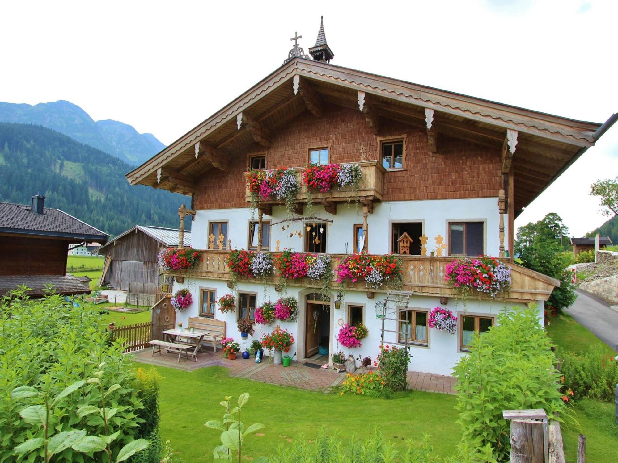 Cozy Feel Good Holiday Apartment In Leogang Exteriör bild