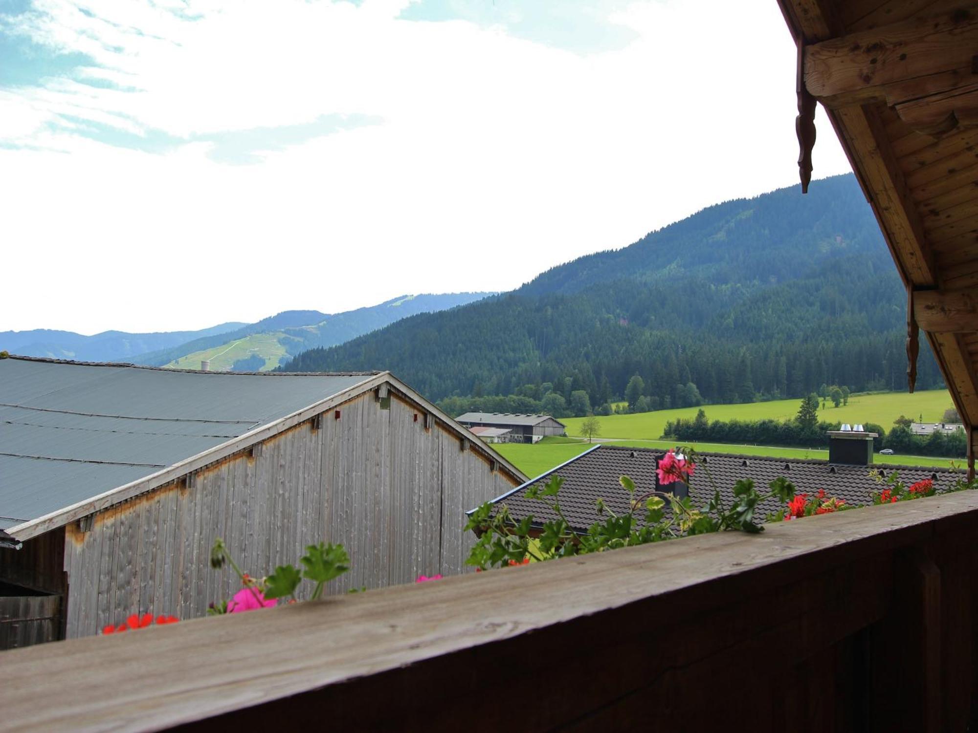 Cozy Feel Good Holiday Apartment In Leogang Exteriör bild